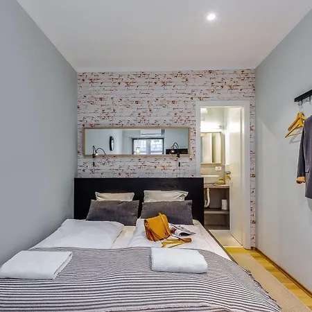 Apartament Adria Square *