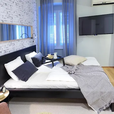 Adria Square * Rijeka