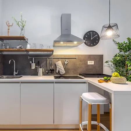 Apartment Adria Square