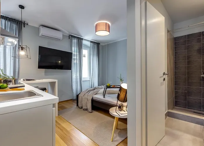 Appartement Adria Square