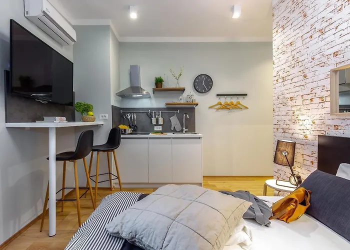 Appartement Adria Square Rijeka