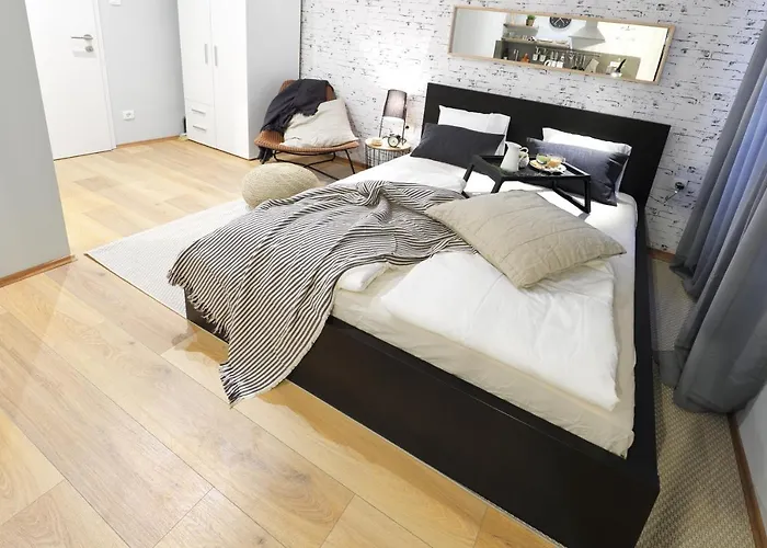 Adria Square Appartement *