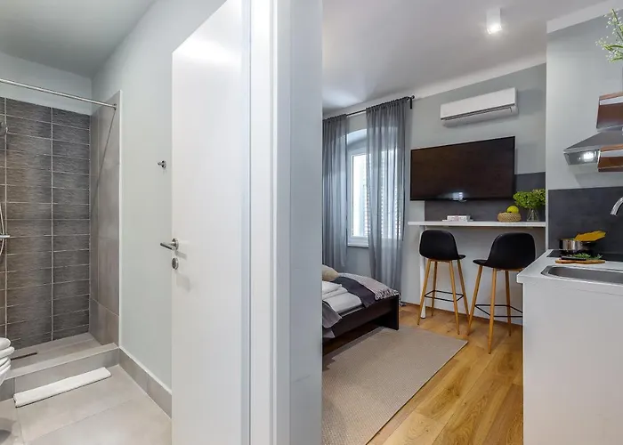 Adria Square Appartement