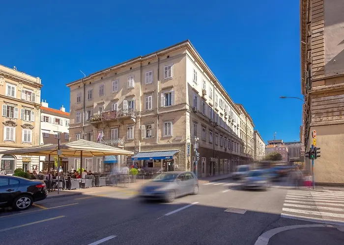 Appartement Adria Square *